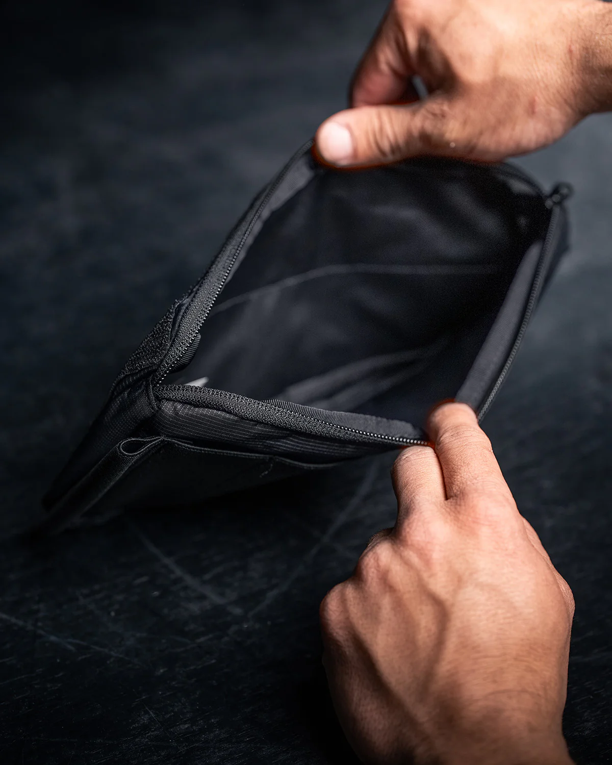 Fade Admin Pouch - Image 5