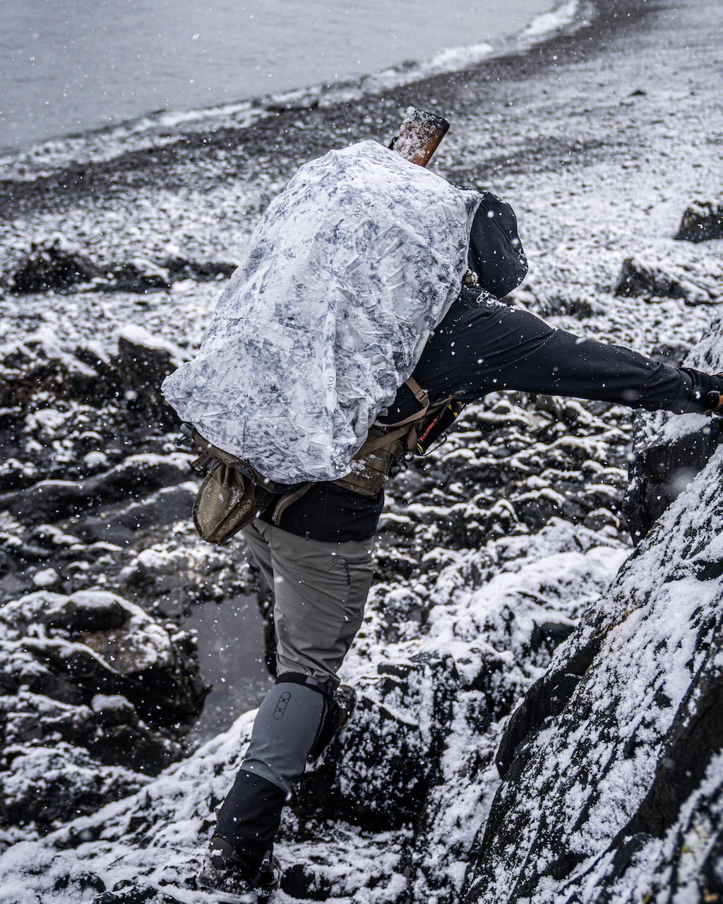 Large Reversible Rain Cover - Image 7